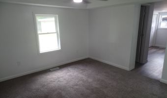19 S Lester St, Bloomfield, IN 47424