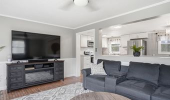 9 Tuttle Rd, Bedford, NH 03110