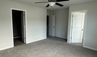 156 Village Green Dr, Adairsville, GA 30103