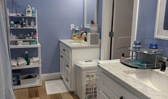 228 Zoarbella Dr, Baxley, GA 31513