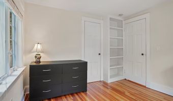 78 Hoyts Hl, Bethel, CT 06801