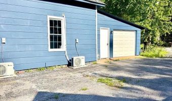 301 W High St, Alba, MO 64830