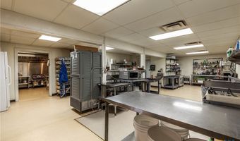 212 S Hickory St, Abbott, TX 76621