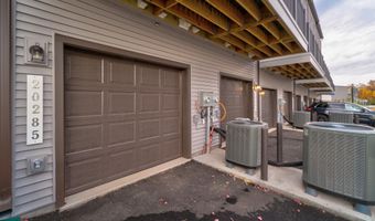 20285 NEWFOUNDLAND Sq, Ashburn, VA 20147