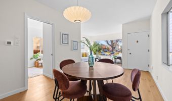 1241 Park Ave, Alameda, CA 94501