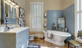 3002 Azle Hwy, Weatherford, TX 76085