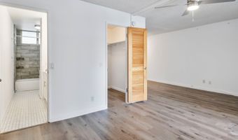 1215 Alexander St 204, Honolulu, HI 96826