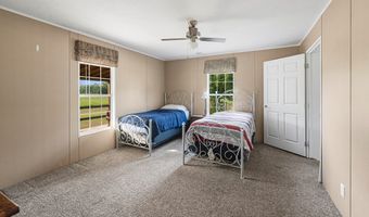 82 Harris Rd, Baxley, GA 31513