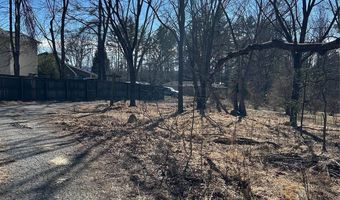 16 Mallory Ln, Arden, NC 28704