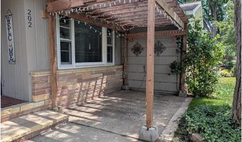 202 North Ln, Albert Lea, MN 56007