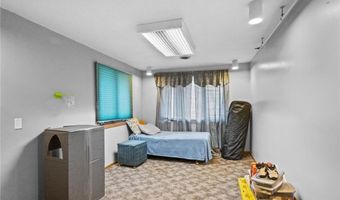 320 7th Ave E, Alexandria, MN 56308