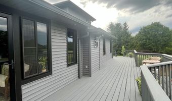 3563 Franklin Dr, Auburn, IN 46706