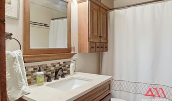 1787 Oak Creek Rd, Aladdin, WY 82710