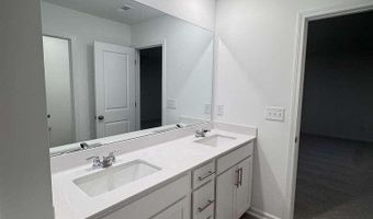 933 Glowing Star Ln, Angier, NC 27501