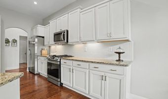 1984 Clovercroft Rd NW, Acworth, GA 30101