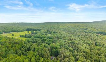 15 Shakespeare Dr, Albrightsville, PA 18210