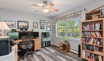 29 Grey Meadow Dr, Burlington, VT 05408
