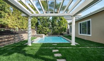 7886 Sitio Abeto, Carlsbad, CA 92009