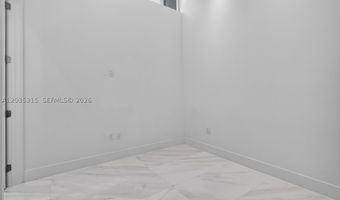 3750 Yacht Club Dr TH5, Aventura, FL 33180