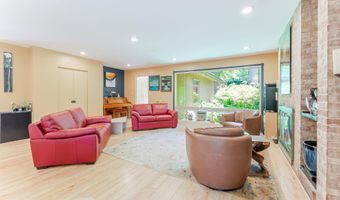 4221 ELIZABETH Ln, Annandale, VA 22003