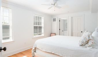 575 Tuckerman Ave 1, Middletown, RI 02842