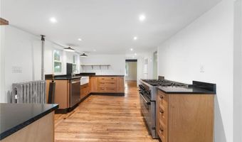 201 Plainfield Pike, Foster, RI 02825