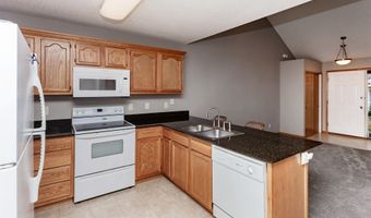 2840 Ashland Ct, Altoona, IA 50009