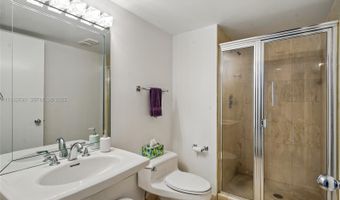 3600 Mystic Pointe Dr 305, Aventura, FL 33180