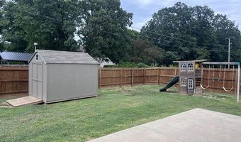 409 Brittany Ct, Aurora, MO 65605
