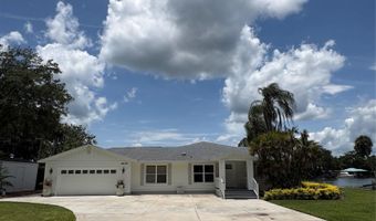 1645 SPRING GARDEN Dr, Astor, FL 32102