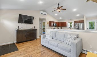 61 Dolloff Rd, Sebago, ME 04029