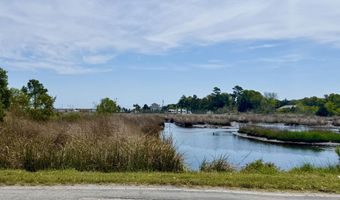 459 Shell Rd, Atlantic, NC 28511