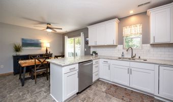 1121 NW Prairie Ridge Dr, Ankeny, IA 50023