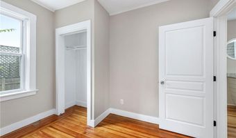 427 Spring St 1, Newport, RI 02840