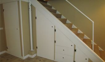 715 Holden Dr, Ashtabula, OH 44004