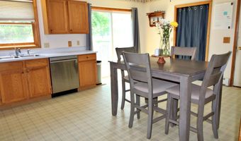 50 Wood Ln, Alburgh, VT 05440