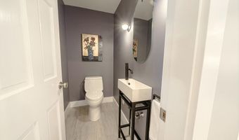 16 Cottage St, Belfast, ME 04915