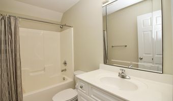 129 Lori Ln, Aberdeen, NC 28315