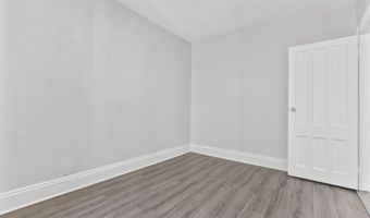 394 Gregory St 4, Bridgeport, CT 06604