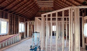 302 3rd St S, Basin, WY 82410