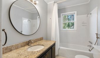 905 E Main St, Aberdeen, NC 28315