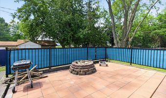 1035 Fairview Ave, Alma, MI 48801