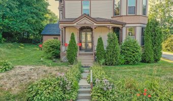 31 Franklin St, Belfast, ME 04915