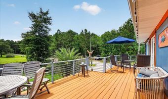309 Beverly St, Bay St. Louis, MS 39520