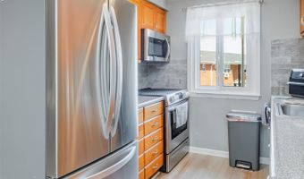 21 BARNETT Ln C16, Belleville, NJ 07109