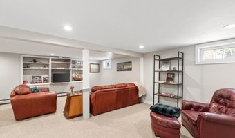 21 Marcia Rd, Wilmington, MA 01887