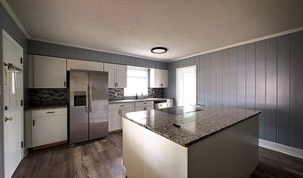 514 EDGEWOOD Ln, Albany, GA 31707