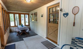 18 Julian St, Sebago, ME 04029