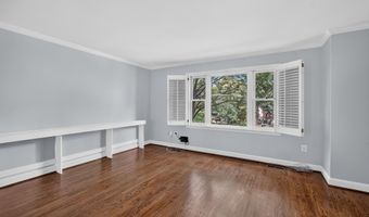 3334 2ND St S, Arlington, VA 22204