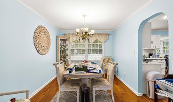 20 Cannonball Dr, Barnegat, NJ 08005
